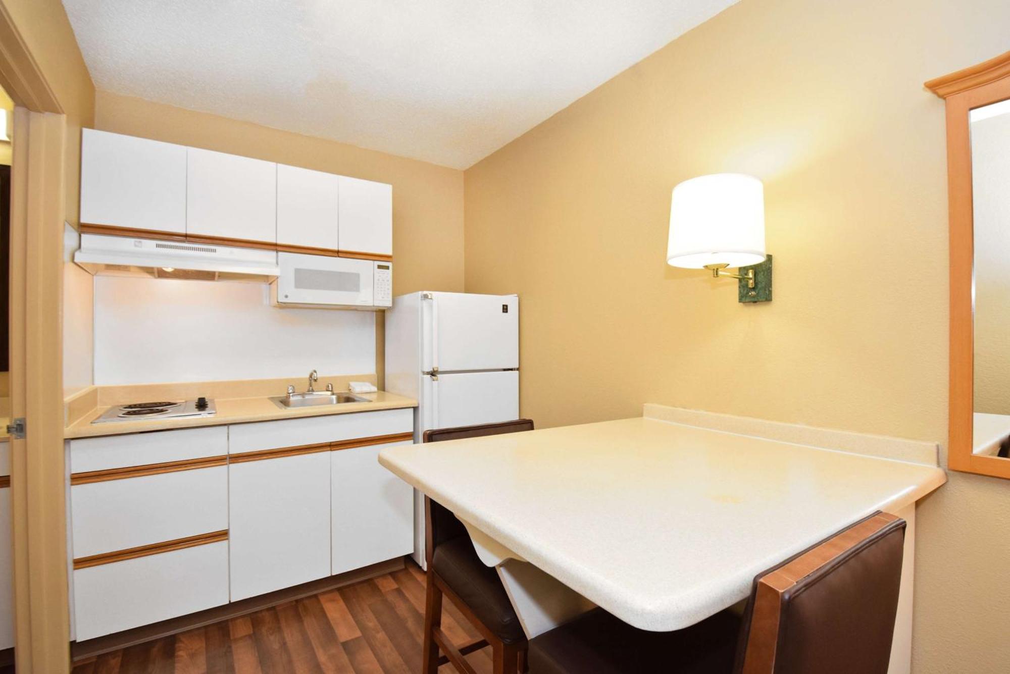 Extended Stay America Suites - San Antonio - Airport Exterior foto